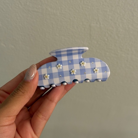 Emi Jay Hair Clip - Picture 1 of 5